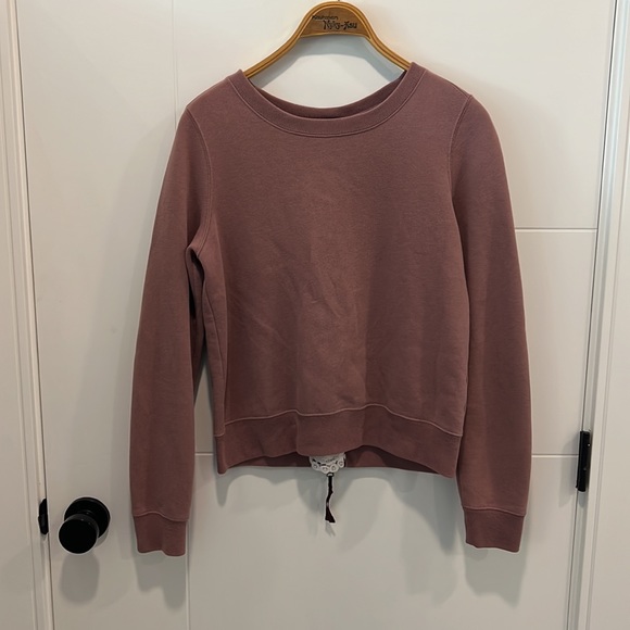 Abercrombie & Fitch long sleeve sweater with lace back size XS - Picture 1 of 10